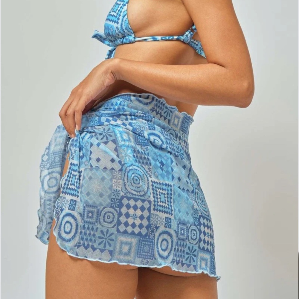 Blackbough Lou Sarong in Santorini